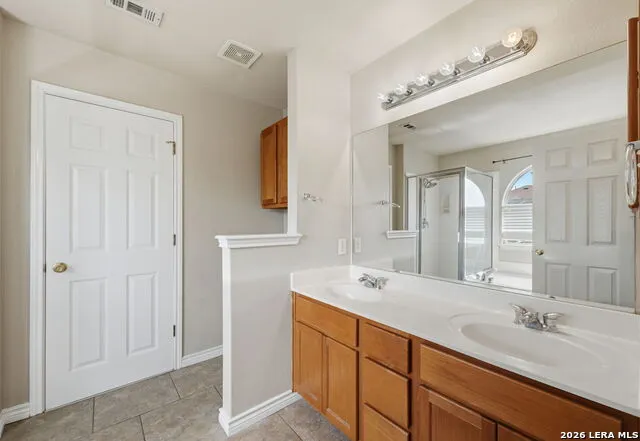 423 DONALAN DR Converse, TX 78109
