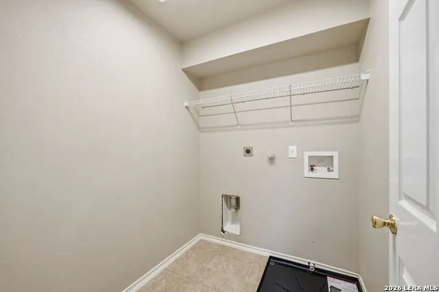 423 DONALAN DR Converse, TX 78109
