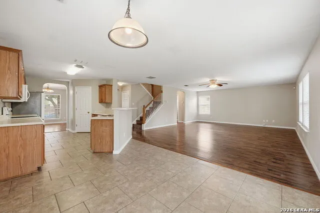 423 DONALAN DR Converse, TX 78109
