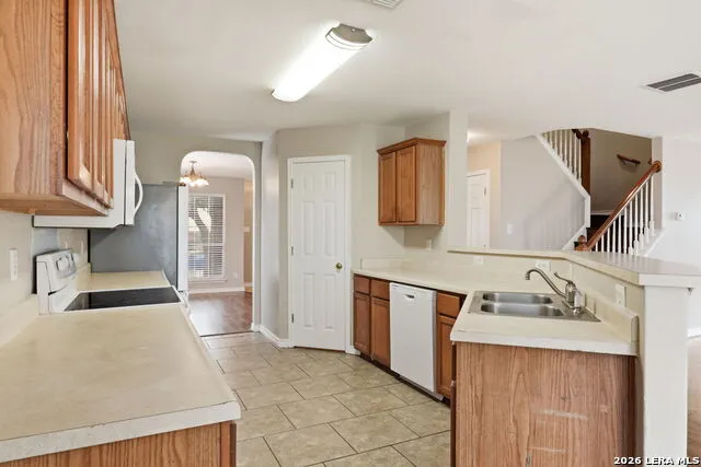 423 DONALAN DR Converse, TX 78109