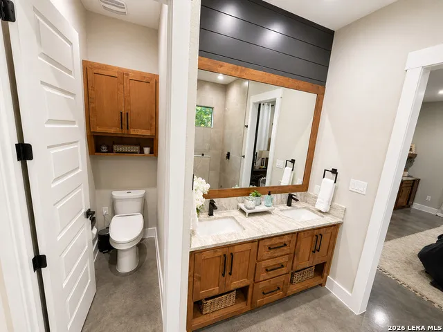 1805 San Jacinto Castroville, TX 78009
