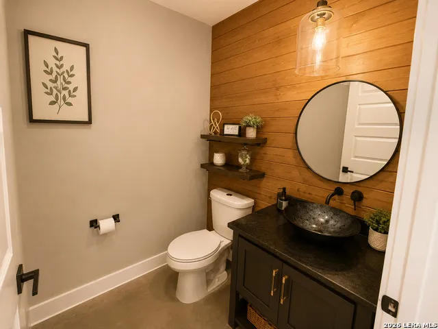 1805 San Jacinto Castroville, TX 78009