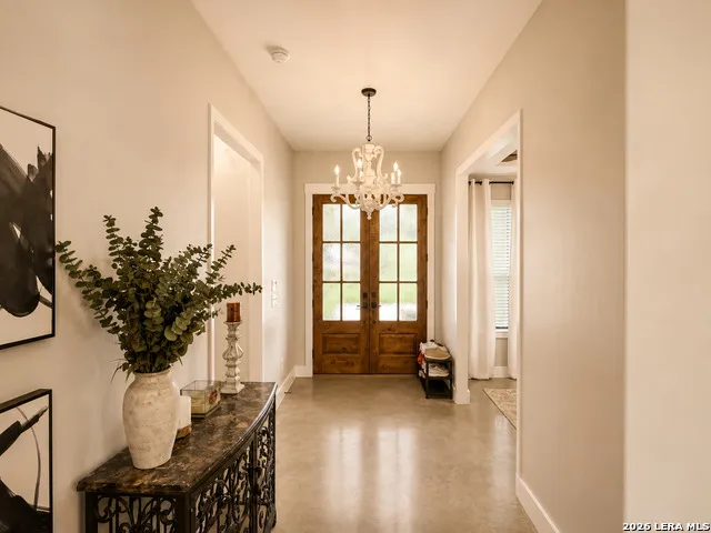 1805 San Jacinto Castroville, TX 78009