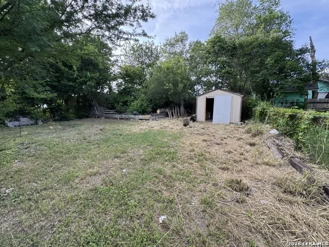 1027 Vermont St San Antonio, TX 78211