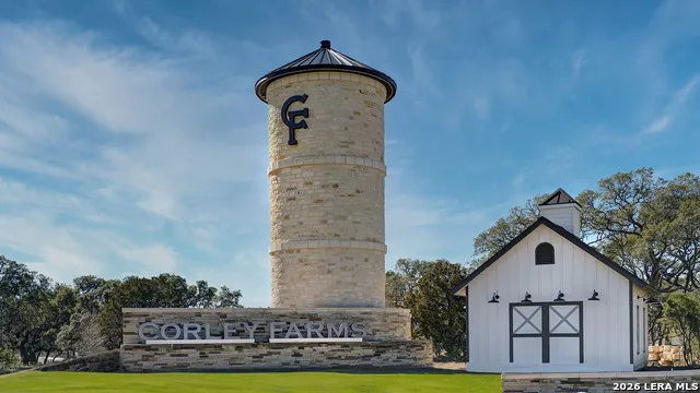 124 Brown Swiss Ridge Boerne, TX 78006