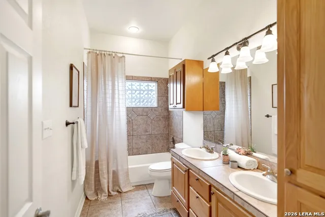 174 Edgewood Bandera, TX 78003