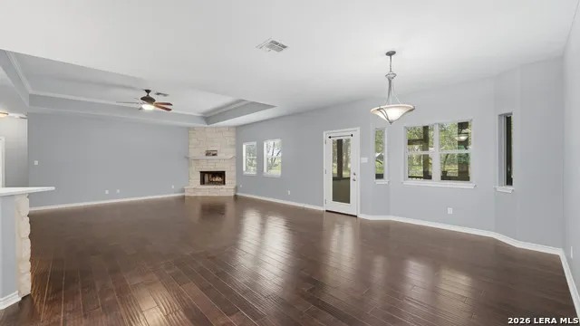 105 Wild Stallion La Vernia, TX 78121