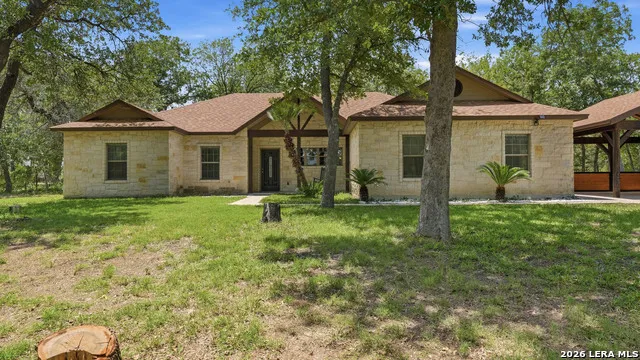 105 Wild Stallion La Vernia, TX 78121