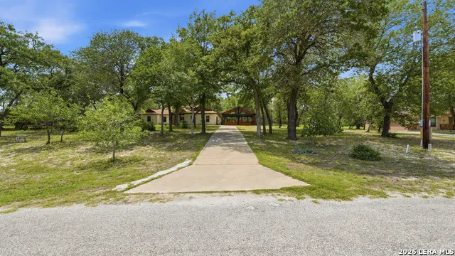 105 Wild Stallion La Vernia, TX 78121