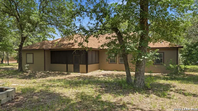 105 Wild Stallion La Vernia, TX 78121