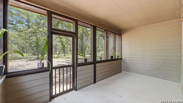 105 Wild Stallion La Vernia, TX 78121