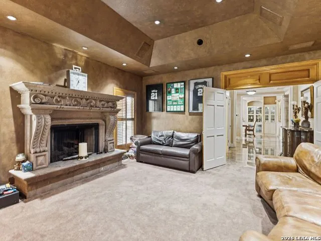2 Galleria Drive San Antonio, TX 78257