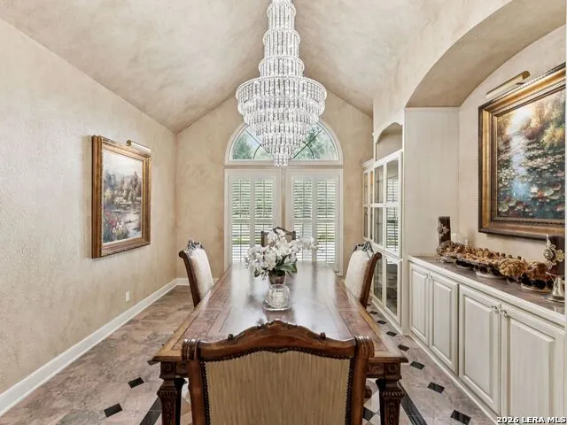 2 Galleria Drive San Antonio, TX 78257