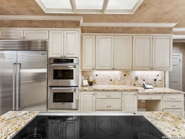 2 Galleria Drive San Antonio, TX 78257