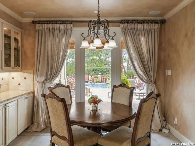 2 Galleria Drive San Antonio, TX 78257