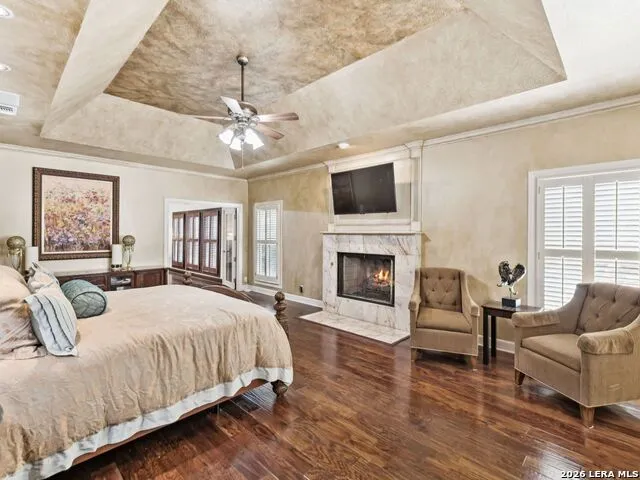 2 Galleria Drive San Antonio, TX 78257