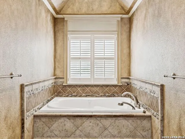 2 Galleria Drive San Antonio, TX 78257