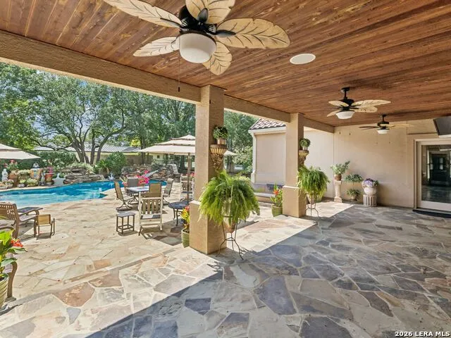 2 Galleria Drive San Antonio, TX 78257