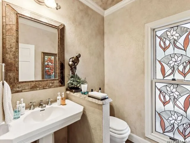 2 Galleria Drive San Antonio, TX 78257