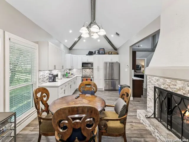 2 Galleria Drive San Antonio, TX 78257