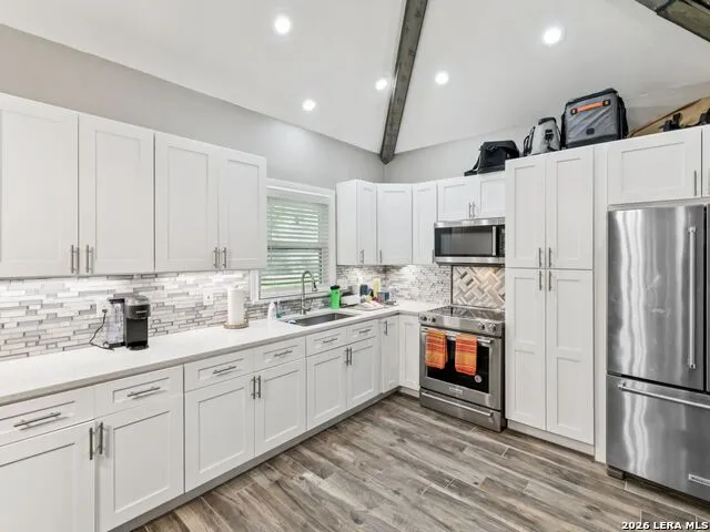 2 Galleria Drive San Antonio, TX 78257