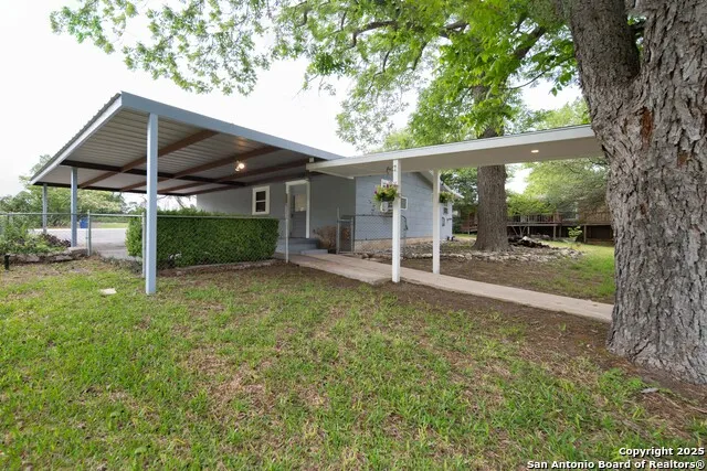 526 Cypress McQueeney, TX 78123