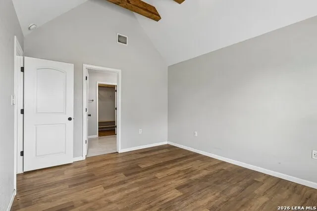 1213 County Road 1670 Moore, TX 78057