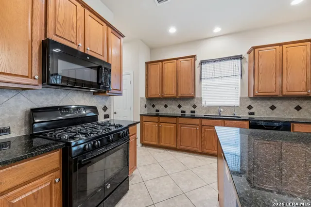 12818 Coal Mine Rise San Antonio, TX 78245