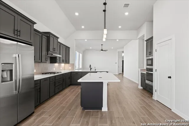 1910 PINING ST New Braunfels, TX 78132
