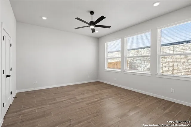 1910 PINING ST New Braunfels, TX 78132