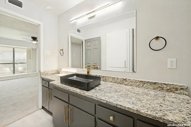 618 Sonnet San Antonio, TX 78216