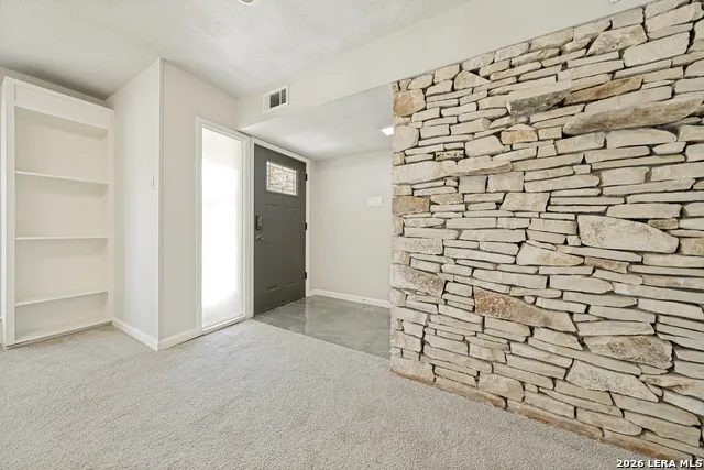 618 Sonnet San Antonio, TX 78216