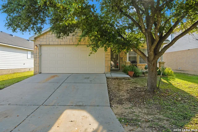 11823 Briarton Pass San Antonio, TX 78254
