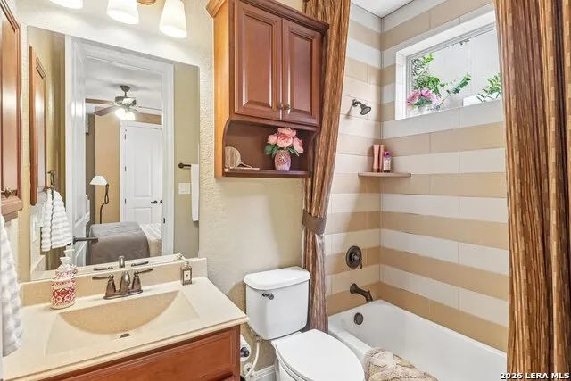 28718 Front Gate Boerne, TX 78015