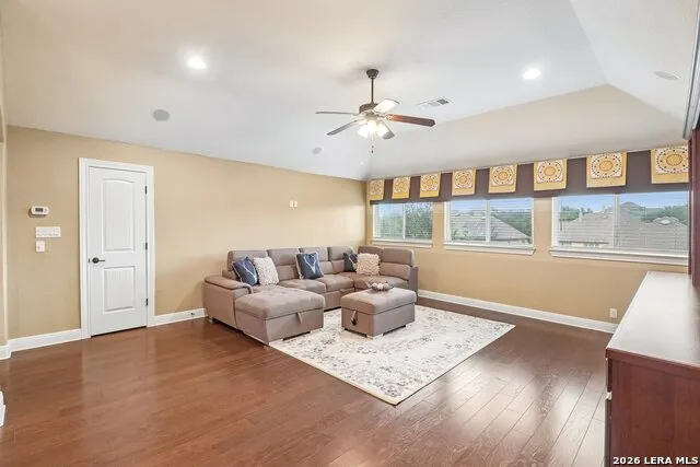 28718 Front Gate Boerne, TX 78015