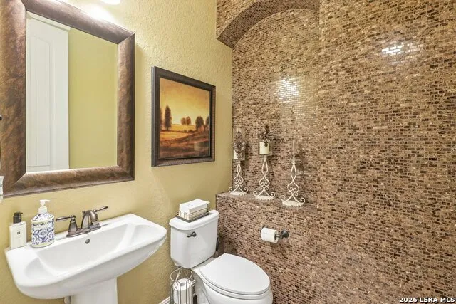 28718 Front Gate Boerne, TX 78015