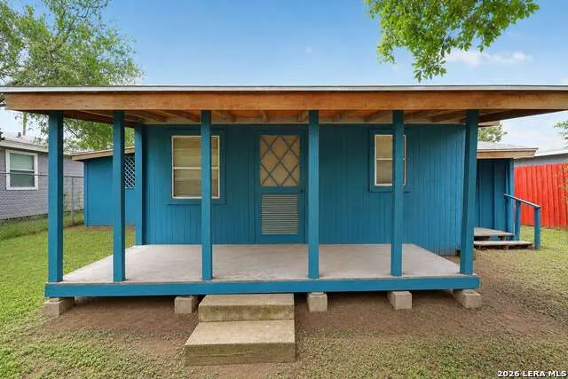 1434 S Colorado Ave Mercedes, TX 78570