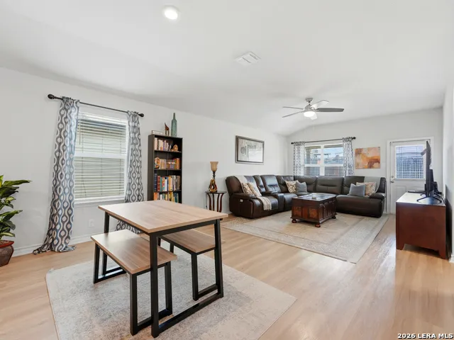 831 Red Crossbill San Antonio, TX 78253