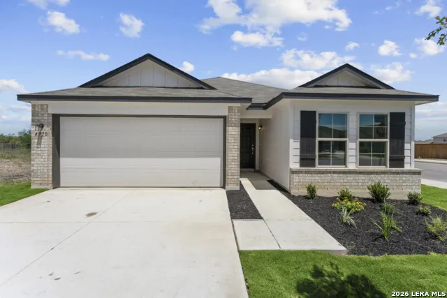 3902 LONE RDG San Antonio, TX 78264