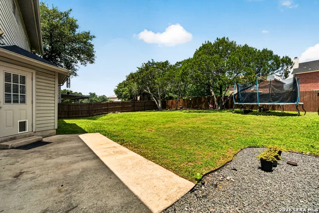 17507 EMERALD CANYON DR San Antonio, TX 78232