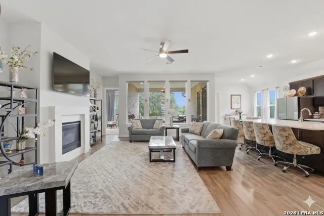 475 Orchard Way New Braunfels, TX 78132