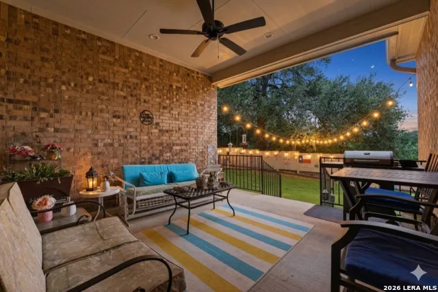 475 Orchard Way New Braunfels, TX 78132