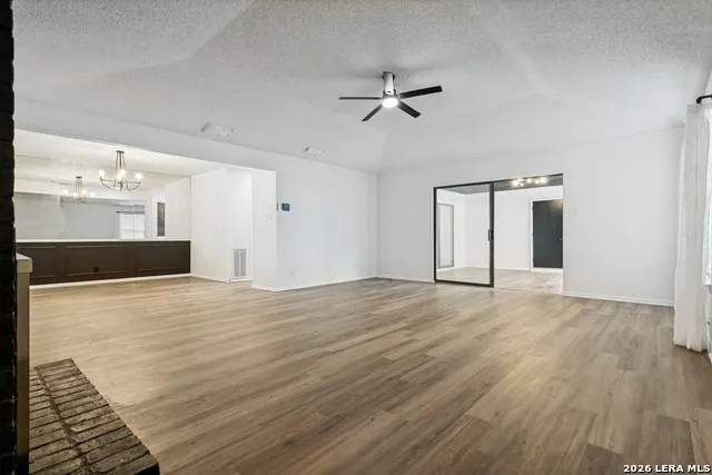 10106 Grand Park San Antonio, TX 78239
