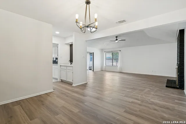 10106 Grand Park San Antonio, TX 78239