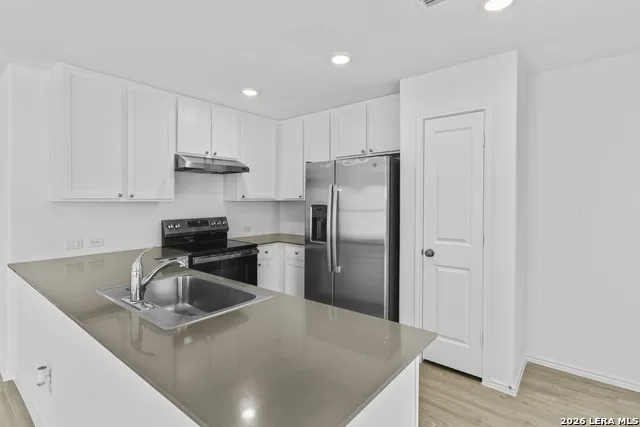 3307 GLACIER BLF Kerrville, TX 78028
