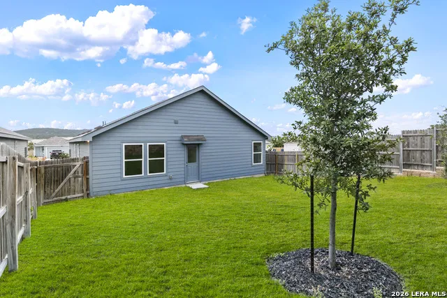 3307 GLACIER BLF Kerrville, TX 78028