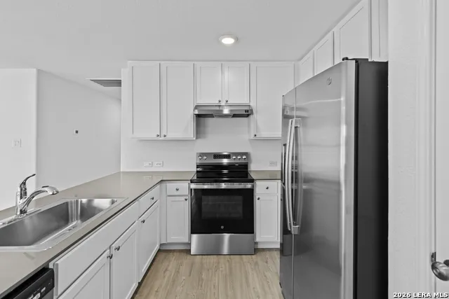 3307 GLACIER BLF Kerrville, TX 78028