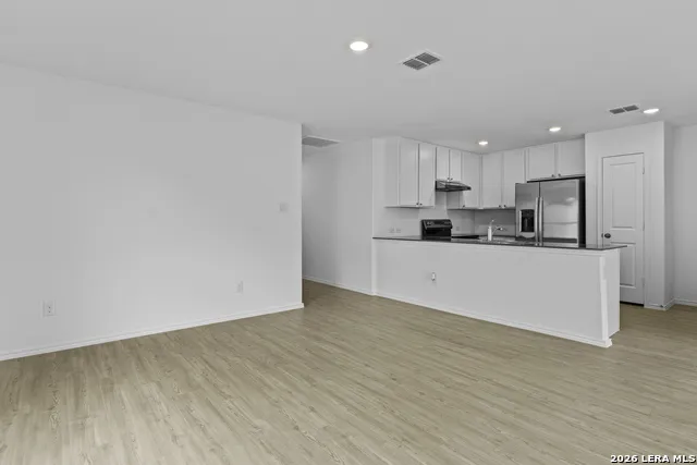 3307 GLACIER BLF Kerrville, TX 78028