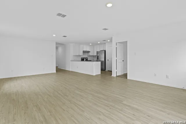 3307 GLACIER BLF Kerrville, TX 78028