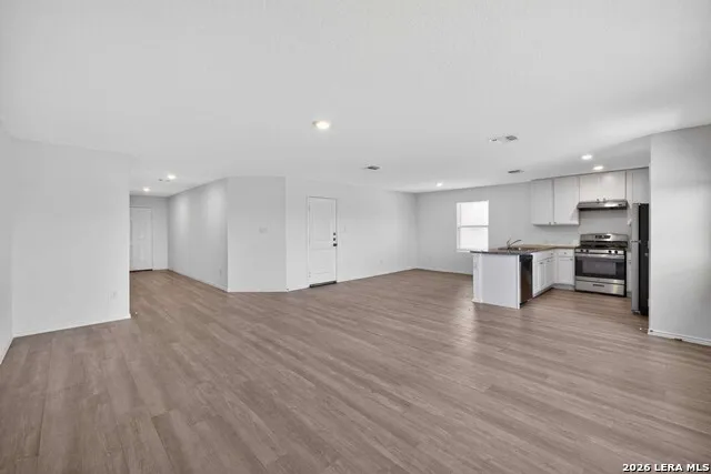 6630 WILLOW LNDG Converse, TX 78109